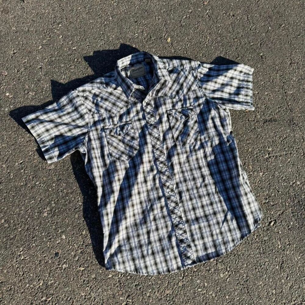vintage Wrangler white, grey and black button up t shirt  size XL